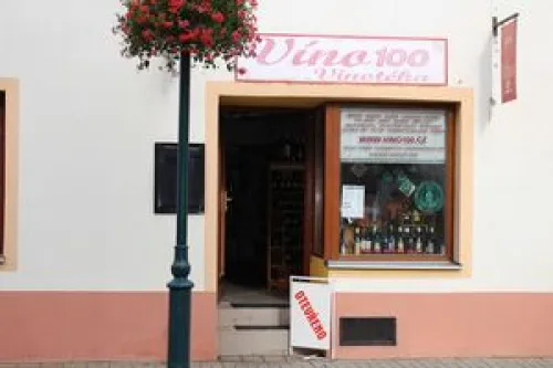 Vinotéka Víno100