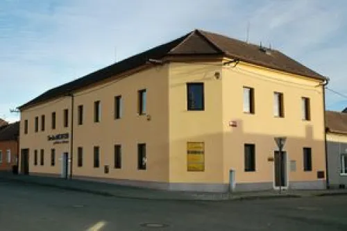 Studio DOMINO