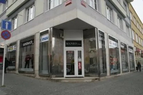 Maneo Shops
