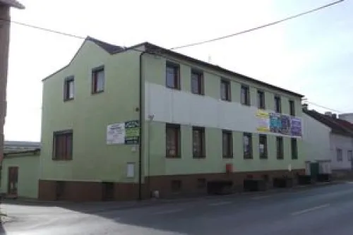 Kaderřnický salon Valentino - Monika Macháčová