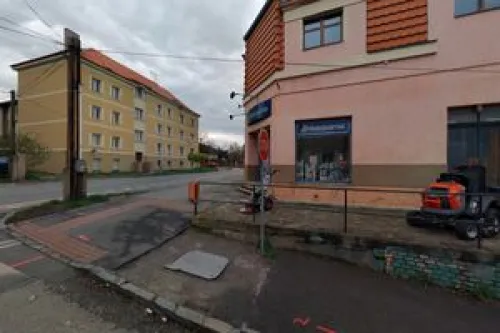 Moravec - Lesní a zahradní technika